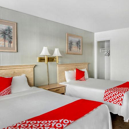 Oyo Gateway Motel Las Vegas North Strip/Fremont St. Area Екстериор снимка