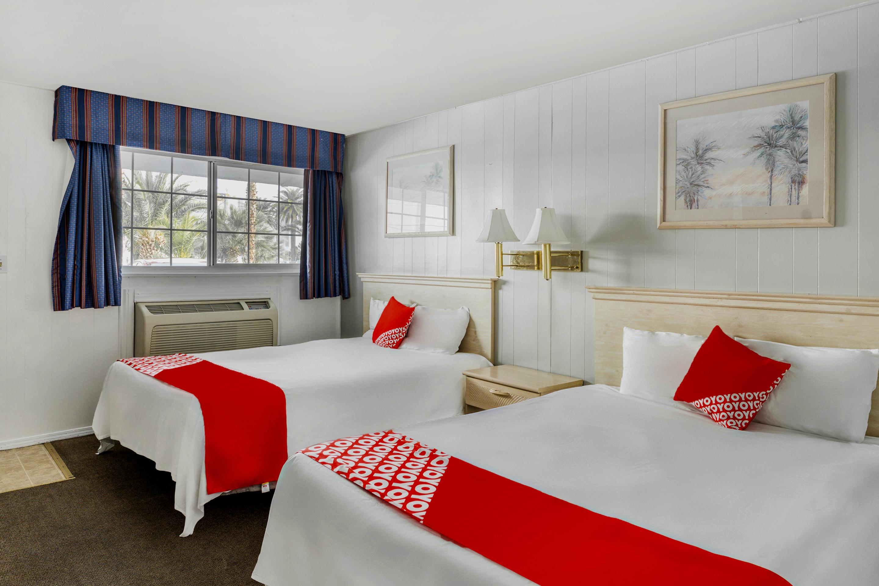 Oyo Gateway Motel Las Vegas North Strip/Fremont St. Area Екстериор снимка