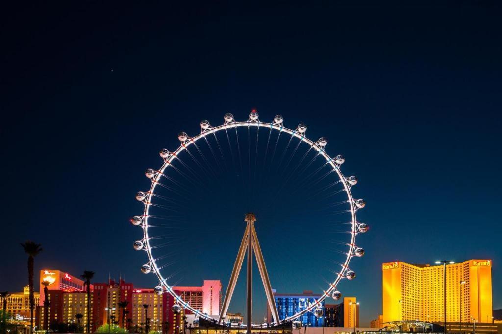 Oyo Gateway Motel Las Vegas North Strip/Fremont St. Area Екстериор снимка